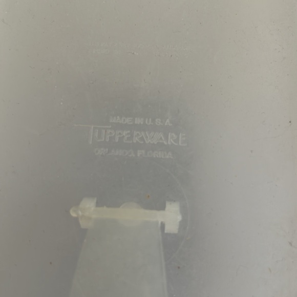 4 Vintage Tupperware - Picture 4 of 8